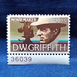 Uncirculated USA 1975 David W. Griffith 10 Cent Stamp!!